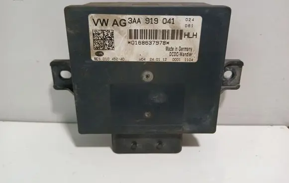 Volkswagen PASSAT B7 Power management control unit 3AA919041