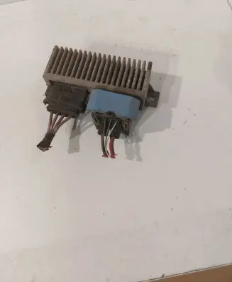Renault Kangoo II Glow plug pre-heat relay 8200558438A RCS812