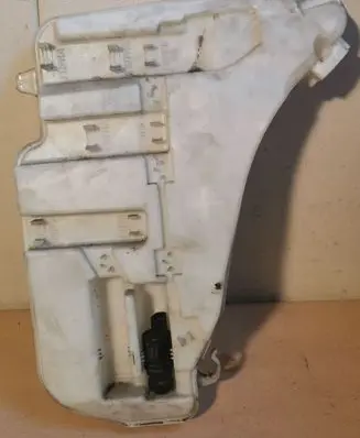BMW 6 F12 F13 Windshield washer fluid reservoir/tank 8050439