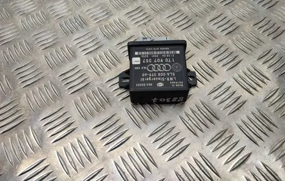 Volkswagen PASSAT B6 Light module LCM 1T0907357
