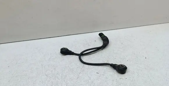 BMW 3 E90 E91 Detonation knock sensor 7568422
