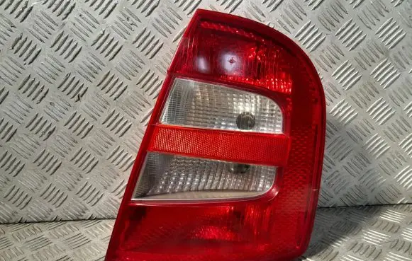 Skoda Fabia Mk1 (6Y) Rear/tail lights 6Y6945096B