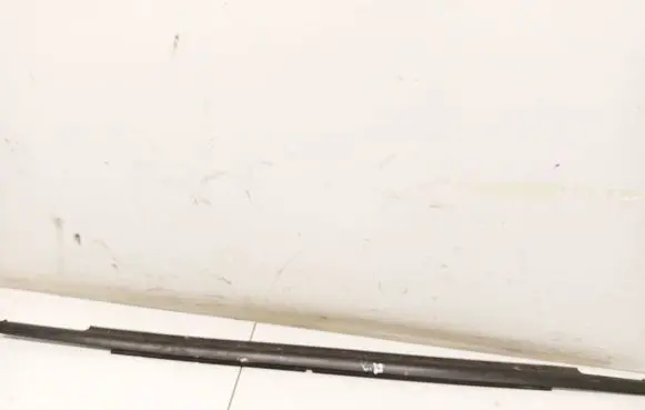 Mitsubishi Outlander Rear door glass trim molding 