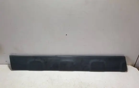 Honda CR-V Front door trim (molding) 75322