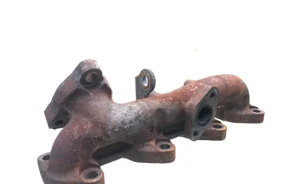 Hyundai i30 Exhaust manifold