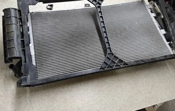 Nissan NV200 Radiator set 921003NL1A 214963NL0A 214103NL2A