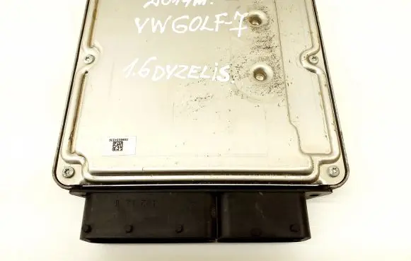 Volkswagen Golf VII Engine control unit/module 04L907309B