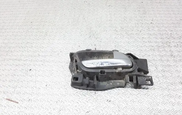 Peugeot 207 Front door interior handle 96555516VD