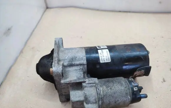 Opel Insignia A Starter motor 202131110026