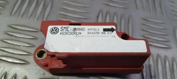 Volkswagen Golf IV Airbag deployment crash/impact sensor 5W42350