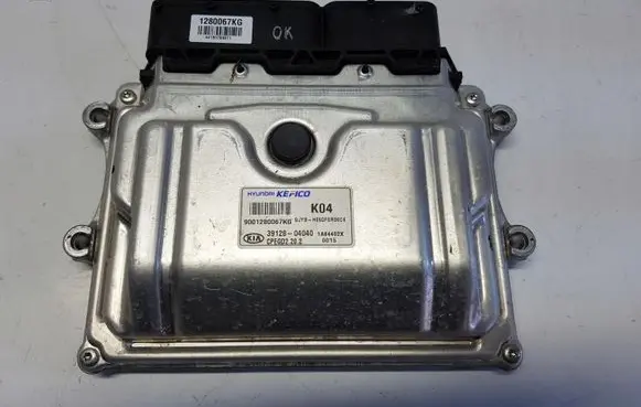 KIA Stonic Engine control unit/module ECU 39128-04040