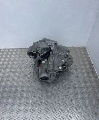 Volkswagen Touran II Manual 6 speed gearbox NGB
