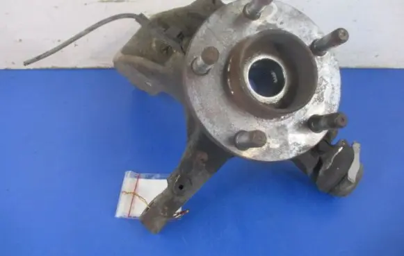 Ford Focus C-MAX Front wheel hub spindle knuckle