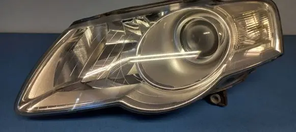 Volkswagen PASSAT B6 Headlight/headlamp 3C0941005T