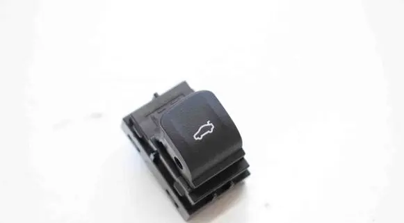BMW X4 G02 Tailgate/boot open switch button 9327029