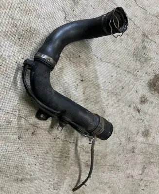 Toyota Avensis T250 Intercooler hose/pipe 173620R010