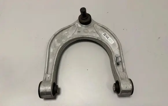 BMW XM Front lower control arm/wishbone 8091171