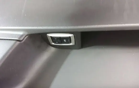 Jaguar XF Front door card panel trim