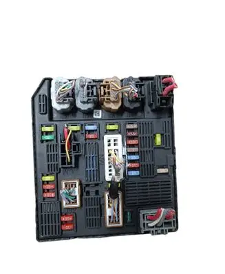 Renault Scenic III - Grand scenic III Fuse module 284B62342R 0230931400239 2840207902300