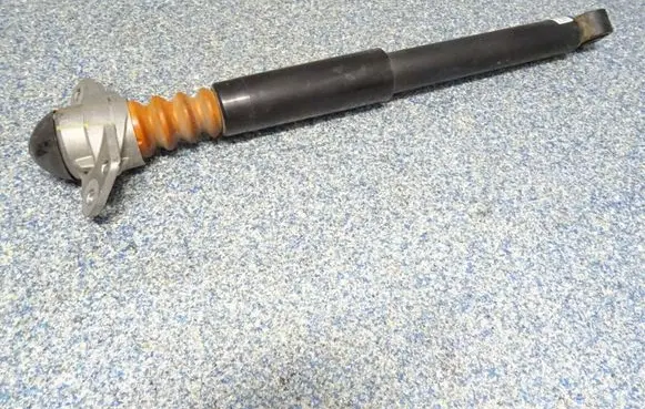 Volkswagen Jetta VI Rear shock absorber/damper 5C0513029B
