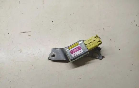 Lexus RX 330 - 350 - 400H Airbag deployment crash/impact sensor 8983448020 1879001740