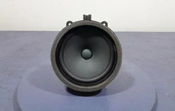 Volvo XC60 Subwoofer speaker 32212429