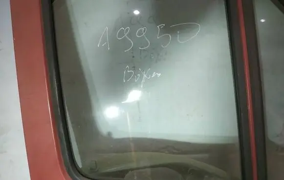 Peugeot Boxer Front door window glass four-door AS2