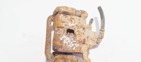 Rear brake caliper