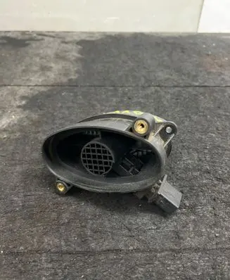 BMW 3 E46 Mass air flow meter 0928400529 31466797