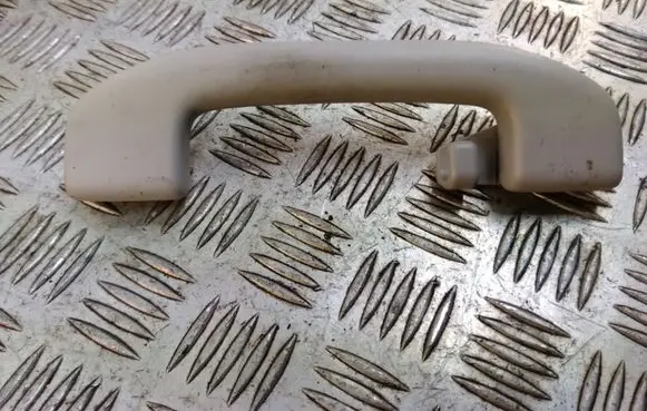 Nissan Qashqai Rear interior roof grab handle