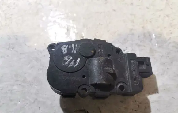 Mercedes-Benz E W212 Air flap motor/actuator K9749006