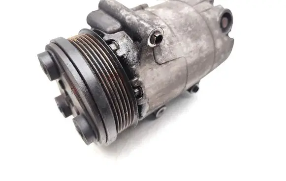 Ford Focus Air conditioning (A/C) compressor (pump) 4M5H19D629AE