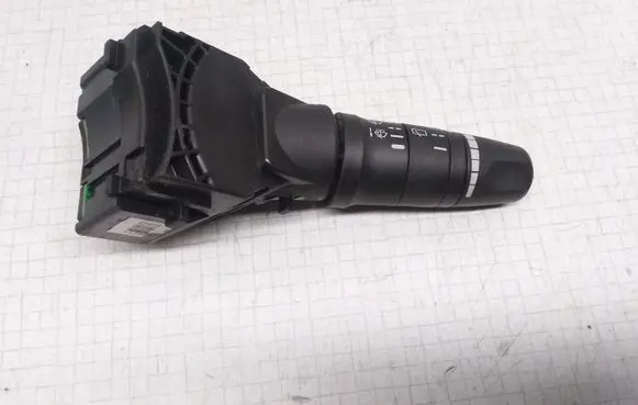 Nissan Primera Wiper control stalk 25260AV610