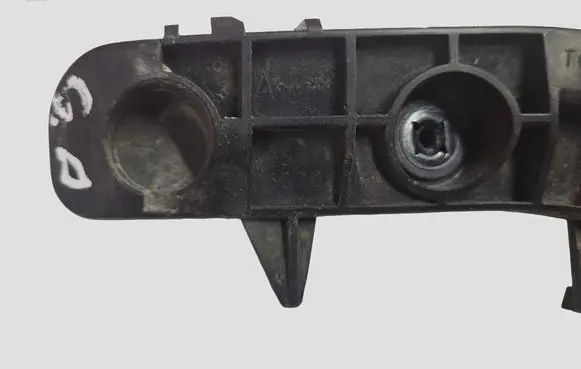 Toyota Avensis T270 Rear bumper mounting bracket 5257705020