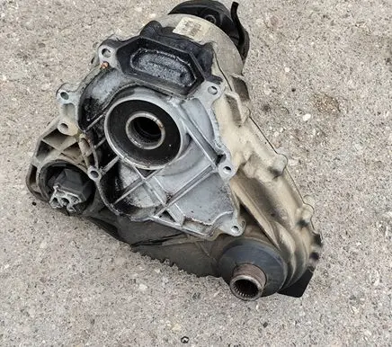 BMW X5 E70 Gearbox transfer box case 7619178 7619181 452330236