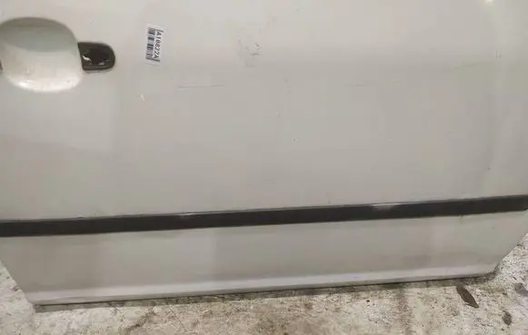 Ford Focus C-MAX Front door trim (molding) 