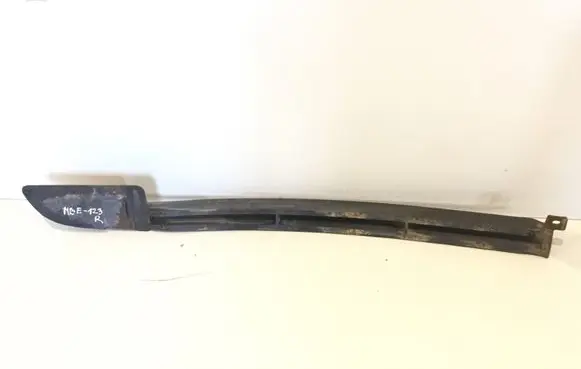 Mercedes-Benz E W123 Front bumper lower grill 1238880123
