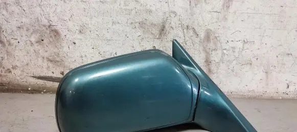 Mazda 626 Front door electric wing mirror E200734
