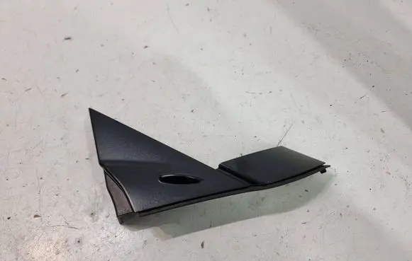 Toyota C-HR I Fender end trim 60117F4010