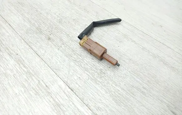 Nissan Qashqai Brake pedal sensor switch 13429mn