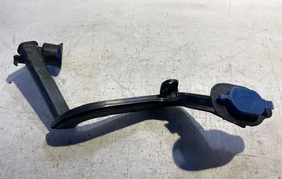 Mercedes-Benz C W205 Window washer liquid tank fill tube A2058600164