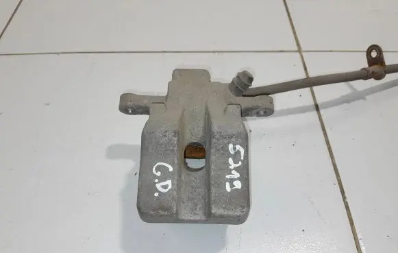Toyota Camry Rear brake caliper NOCODE