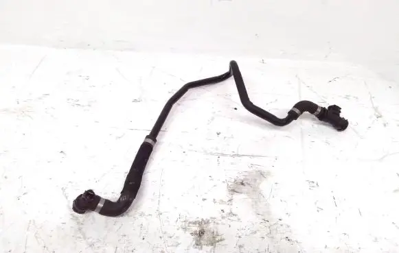 Mercedes-Benz E A207 Engine coolant pipe/hose A2125010024