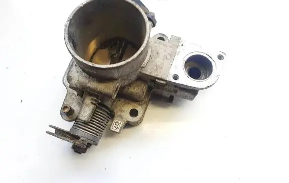 Mazda 626 Throttle valve e0t41571 e9t06871