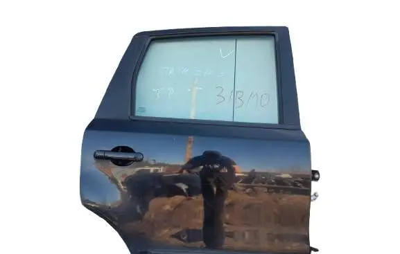 Nissan Note (E11) Rear door 3B10