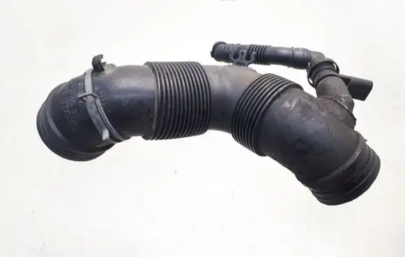 Volkswagen Touran I Air intake hose/pipe 3C0129654N