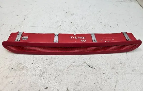 Volkswagen Tiguan Third/center stoplight 1K6945097G