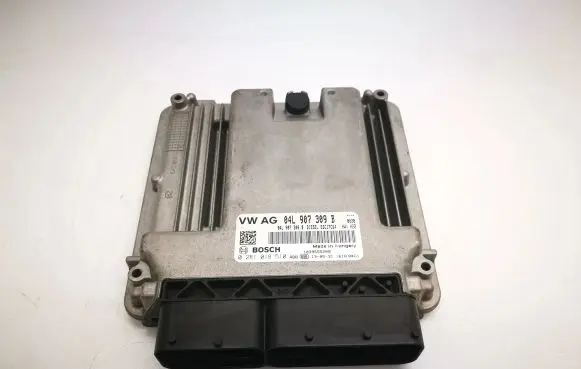 Volkswagen Golf VII Engine control unit/module 04L907309B