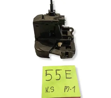 Volkswagen Polo III 6N 6N2 6NF Front door lock 6N0837207