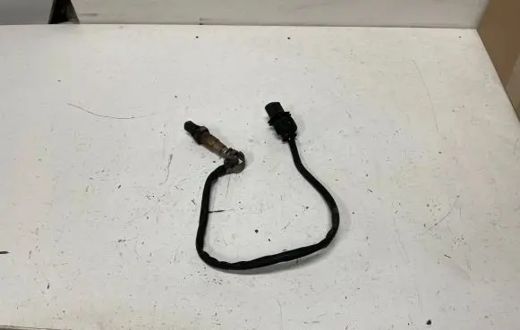 Mercedes-Benz E W211 Lambda probe sensor 0045427318 0258017108